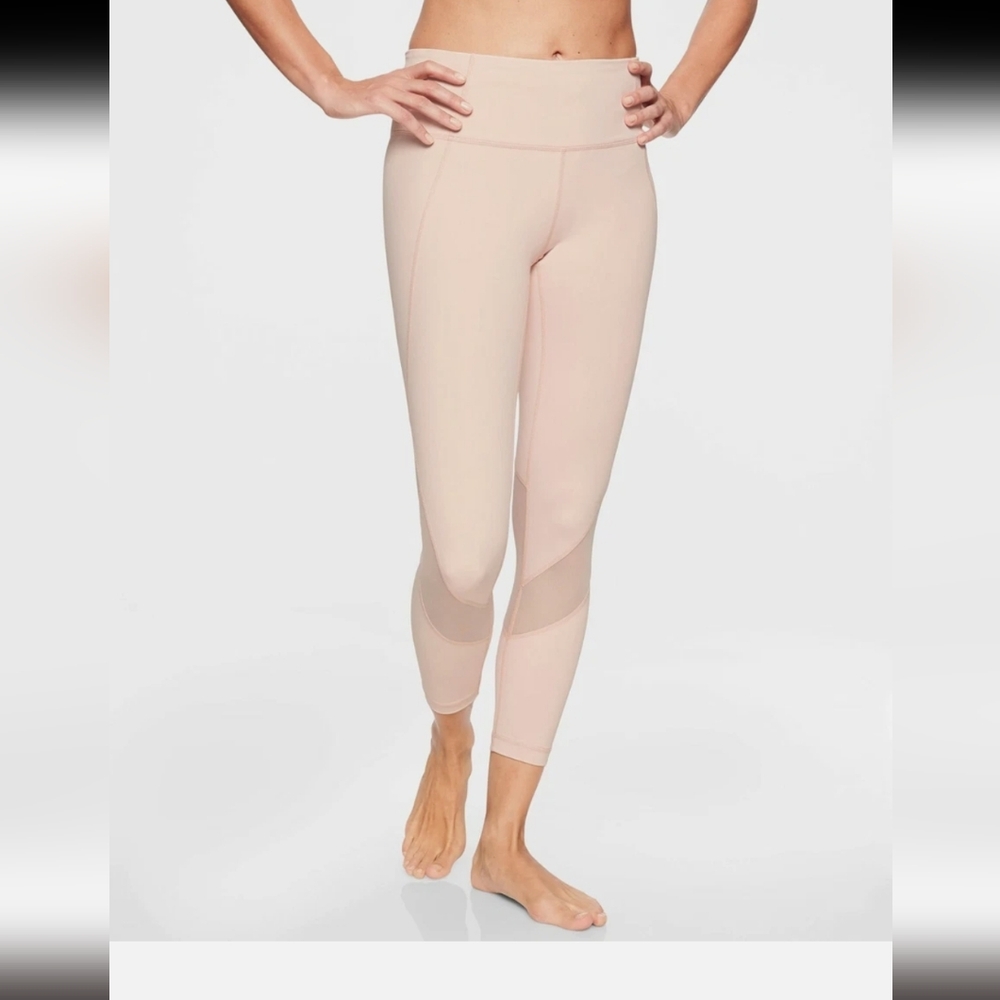 ATHLETA Ballerina Pink Eclipse 7/8 Tights - Small